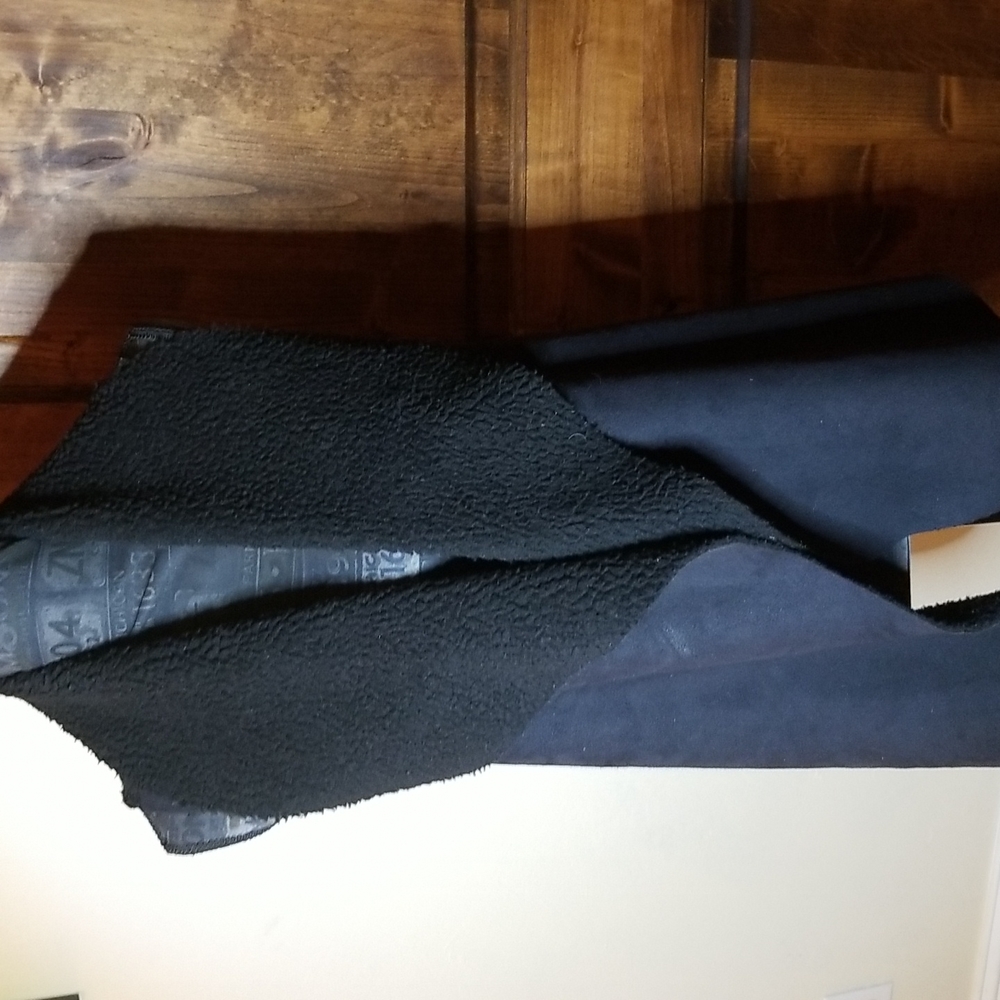 Suede vest